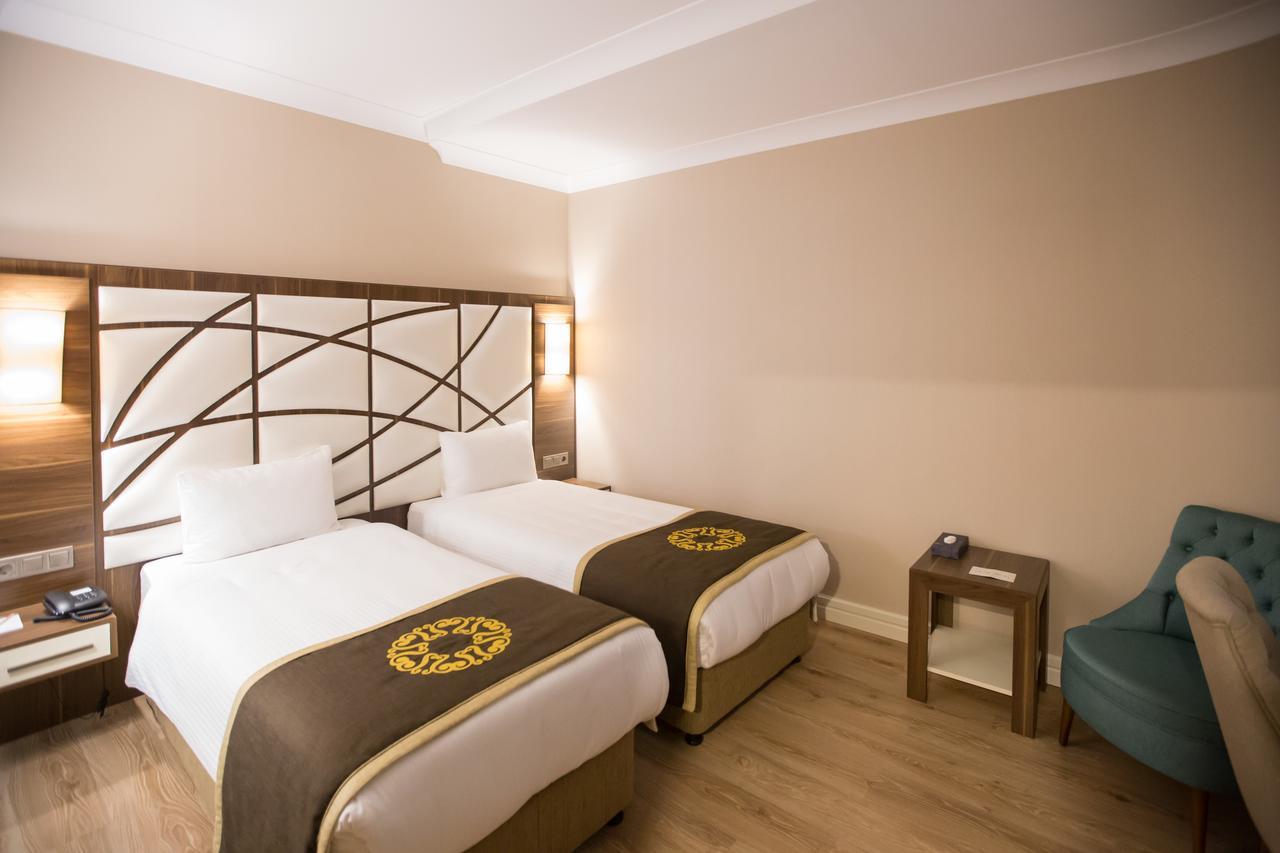 The Grand Mira Business Hotel 4*