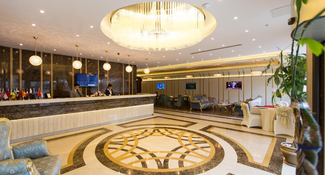 Hotel The Grand Mira Business