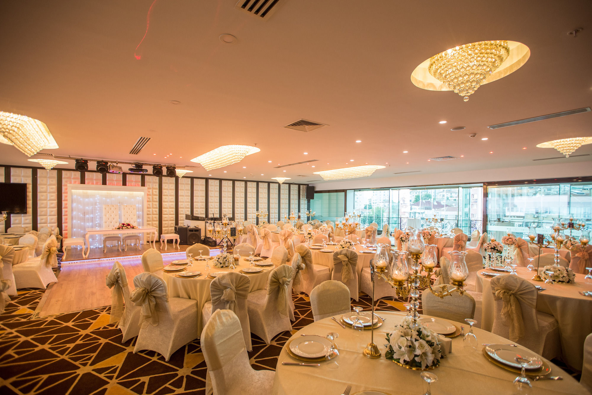 Hotel The Grand Mira Business 4*